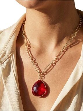 NWOT Karen Kane Ruby Quartz Pendant
Necklace